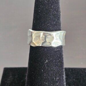 Versani Hammered Ring - Size 5.75